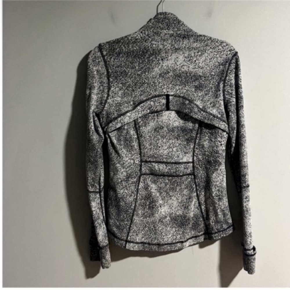 Lululemon Define Jacket - Picture 3 of 5